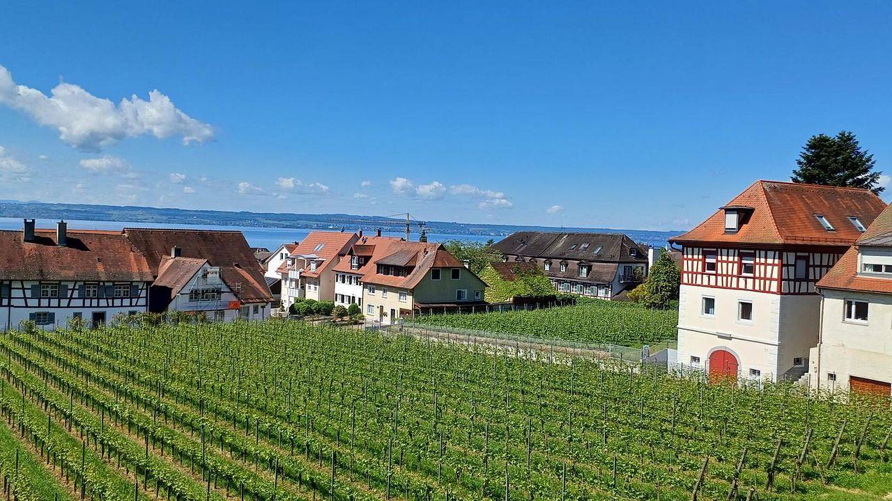 Doppelzimmer für 2 Personen in Hagnau in Hagnau am Bodensee, Region Bodensee-Oberschwaben