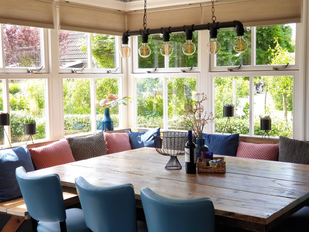 Komfortables Ferienhaus für 10 Personen mit Holzofen und umzäuntem Garten Nähe Nordsee in Niederländische Nordsee