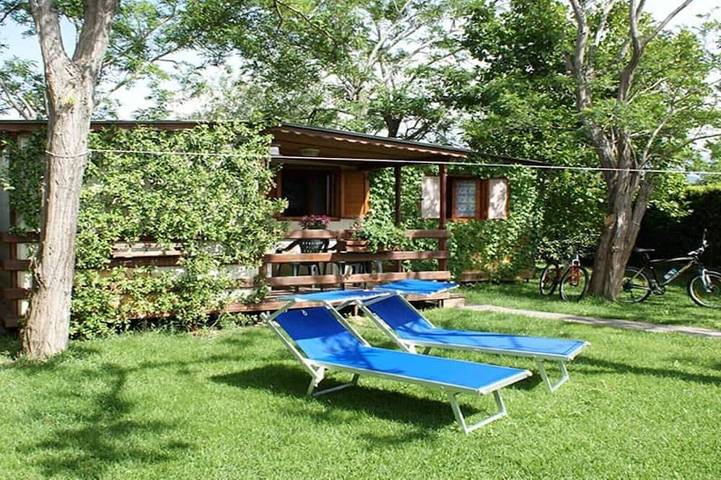 Holiday home for 4 people, with garden and hot tub as well as pool - 1