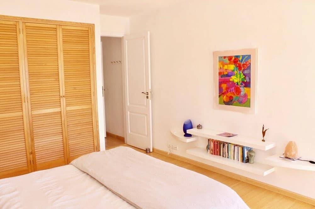 Appartement entier, Appartement avec Charme, terrasse et vue mer in Platja del Port d'Alguer (Cadaques), Cadaqués