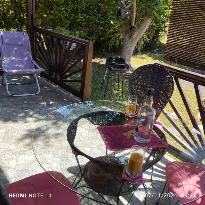 Gîte pour 2 personnes, avec jardin ainsi que piscine et terrasse sur l' Île de la Réunion - 3