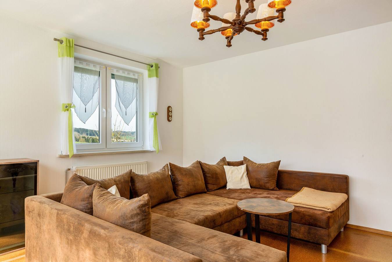 Apartamento entero, Apartamento 'Mitterfelder Donaublick' con terraza privada, jardín privado y Wi-Fi in Vilshofen a.d.Donau, Baviera Oriental