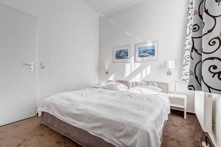 Villa Ostseewarte Whg. 5, Terrasse m. Cesta De La Playa - Villa Ostseewarte, Strandnah, teilw. Vista lago, in Drei Kaiserbäder, Heringsdorf