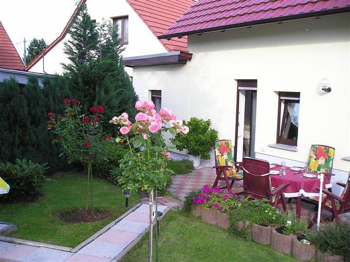 Ferienwohnung für 3 Personen, mit Balkon/Terrasse und Terrasse in Waltershausen