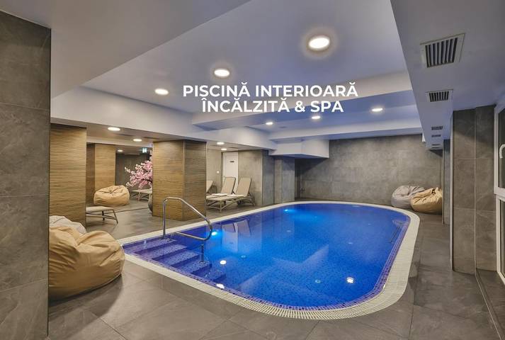 Hôtel pour 4 personnes, avec Terrasse et Piscine ainsi que Sauna et Vue