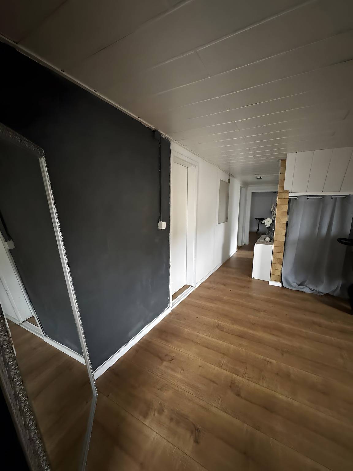 Apartamento entero, Apartamento 'Rosenhaus' con Terraza Compartida y Wi-Fi in Merchweiler, Sarre