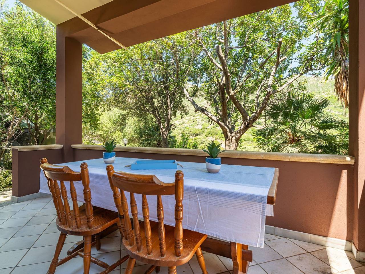 Villa sulla Roccia in Porto Sa Ruxi, Cagliari e Dintorni