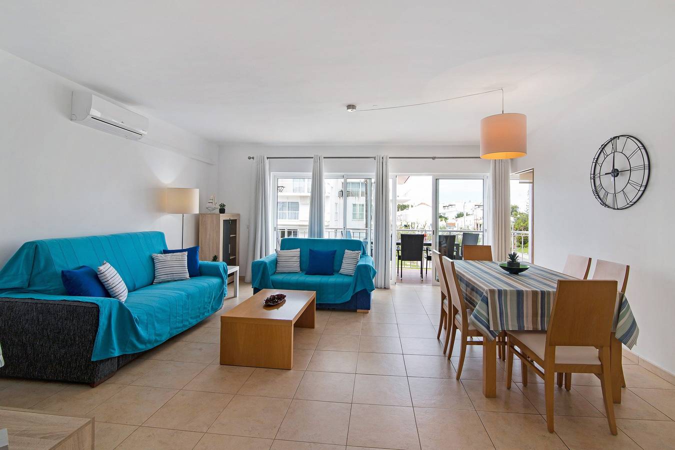 Apartamento inteiro, Apartamento 'Costa Cabanas 68' com piscina partilhada, Wi-Fi e ar condicionado in Cabanas de Tavira, Conceição e Cabanas de Tavira