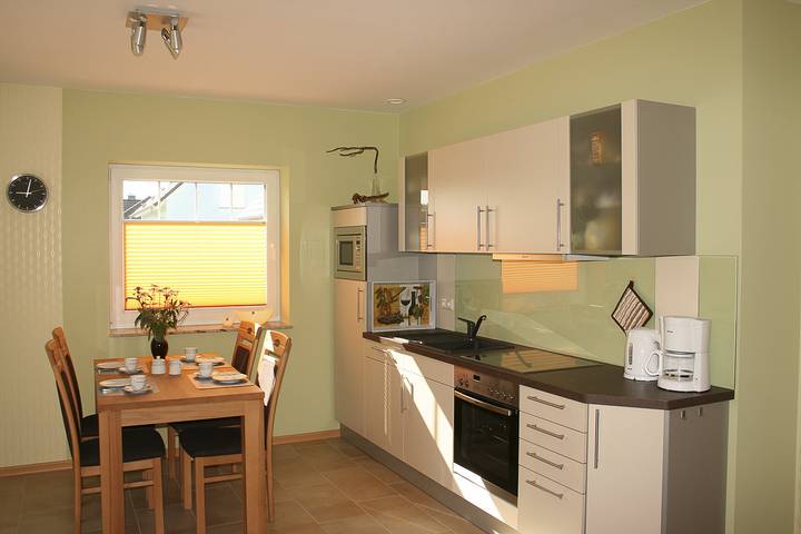 Ferienhaus für 5 Personen, mit Terrasse und Garten in Nienhagen - 3