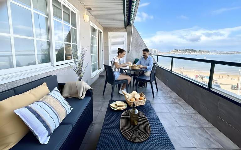 Apartamento de vacaciones para 4 personas, con jardín y vistas - 1