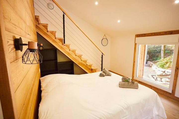 Gîte pour 32 personnes, avec jardin et piscine ainsi que sauna et vue, animaux acceptés à La Forge - 4