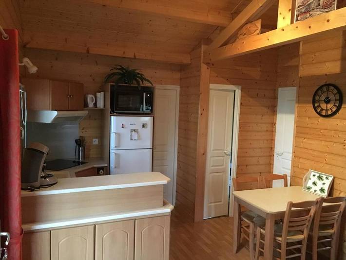 Camping pour 6 personnes, avec vue et piscine ainsi que jardin et terrasse dans le Gers - 3