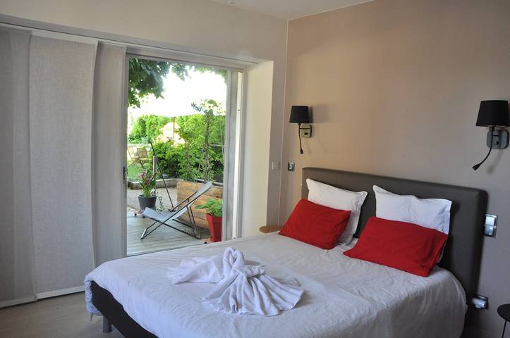 Gîte pour 4 personnes, avec jardin et terrasse