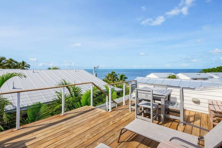 Location de vacances pour 8 personnes, avec balcon et jardin, adapté aux familles à Key West - 2
