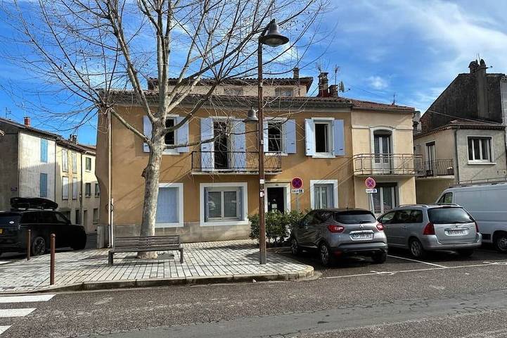 Location de vacances pour 5 personnes, avec balcon dans Office De Tourisme Aude En Pyrenees