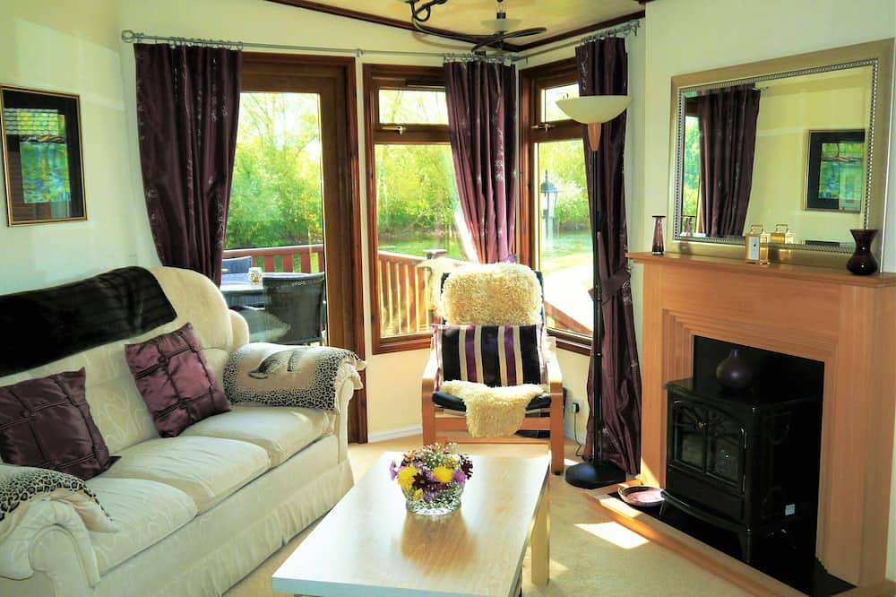 Riverside Lodge de madera, de Stratford-upon-Avon in Stratford upon Avon, Warwickshire