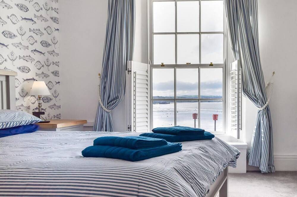 4 Bed in Bideford (oc-incot) in Instow, Devon