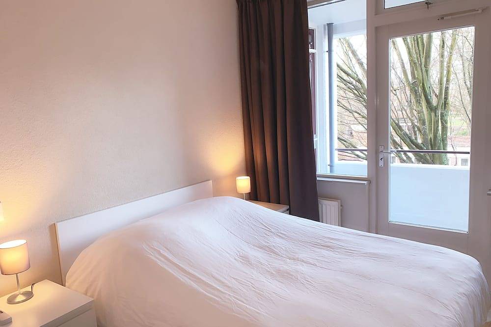 Apartamento entero, Keycityapt near Amsterdam & The Hague,fully equipped, linens,breakfast basket in Leiden, Mar del Norte Holanda