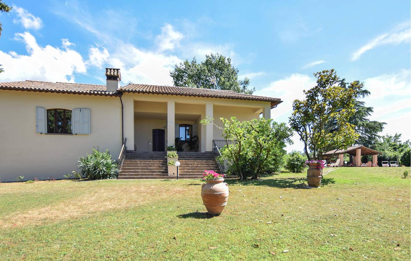 Encantador apartamento de 2 dormitorios con piscina cerca del centro de Porano in Orvieto, Provincia de Terni