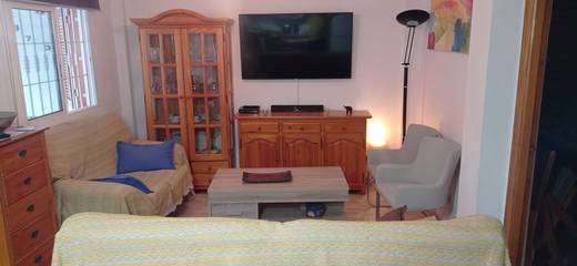Chalet för 6 Personer i Mil Palmeras, Costa Blanca, Bild 2