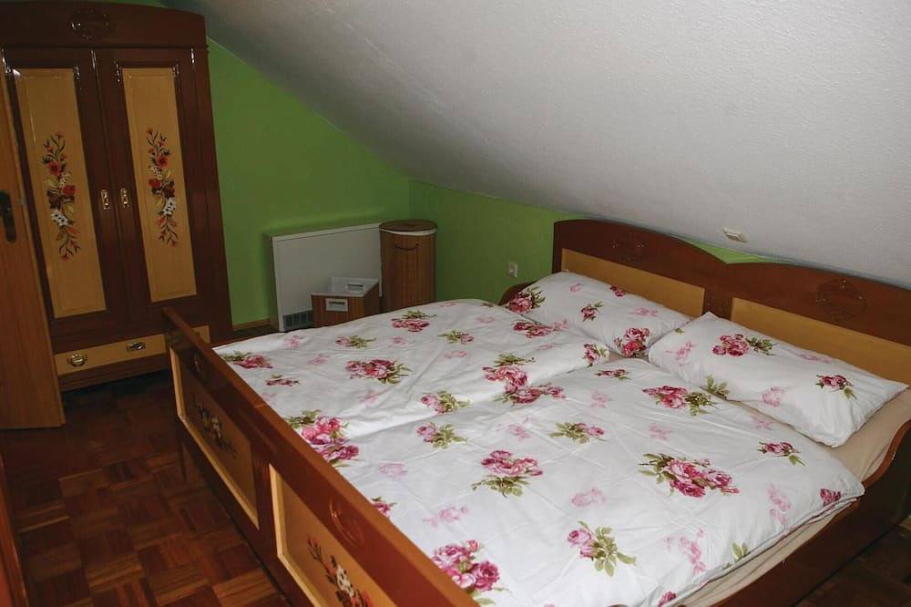 Beautiful home in Lengenfeld/Plohn in Lengenfeld, Chemnitz (region)
