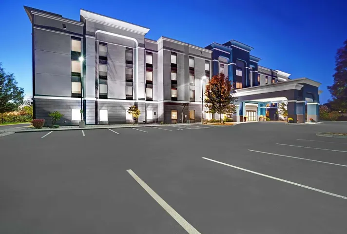 Hotel para 4 personas, con piscina - 1