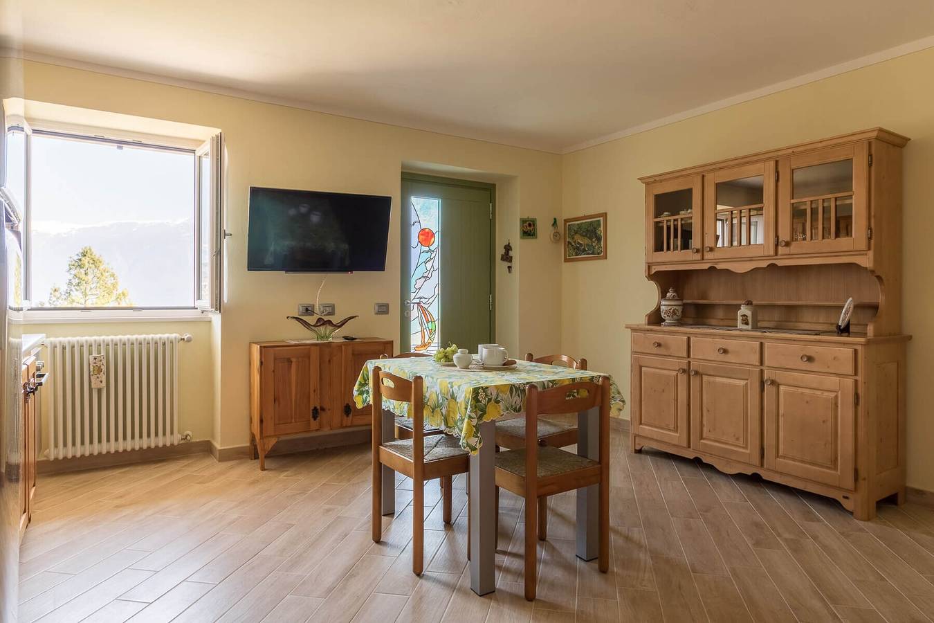 Appartamento intero, Appartamento 'El Pià' con vista lago e giardino privato in Tignale, Prealpi Gardesane