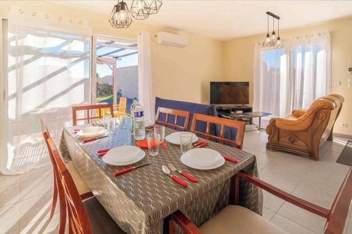Location de vacances pour 6 personnes, avec terrasse et jardin à Mirepeisset - 4