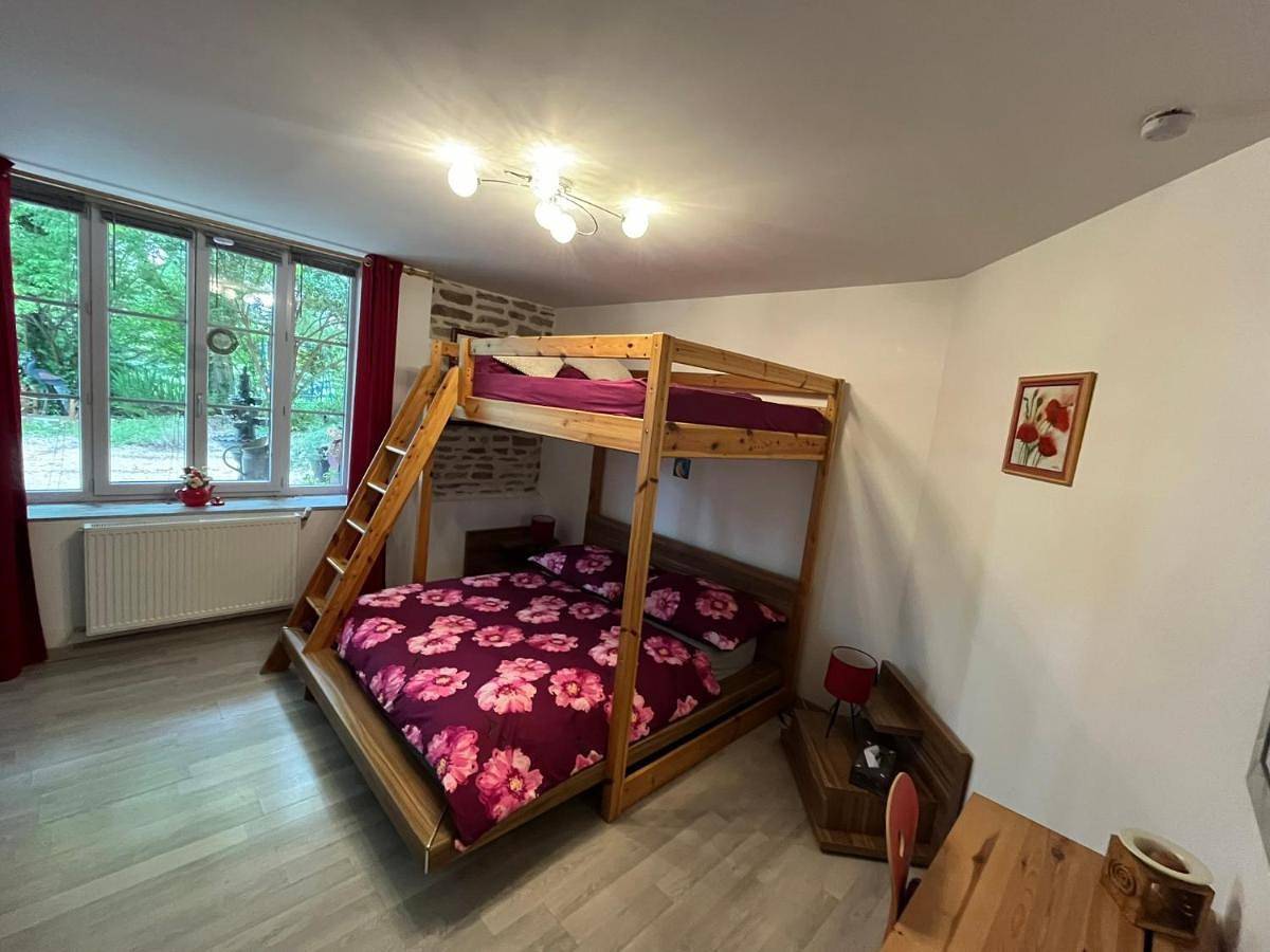 Couleurs de la vie - Chambres d'Hôtes et Gîte in Cormatin, Région de Mâcon