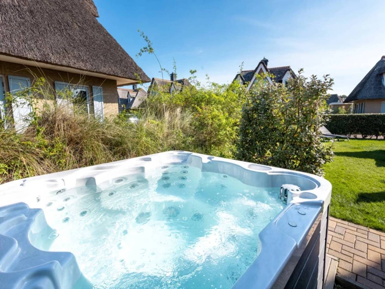 Villa nahe Strand mit Wellness in Julianadorp aan Zee, Julianadorp
