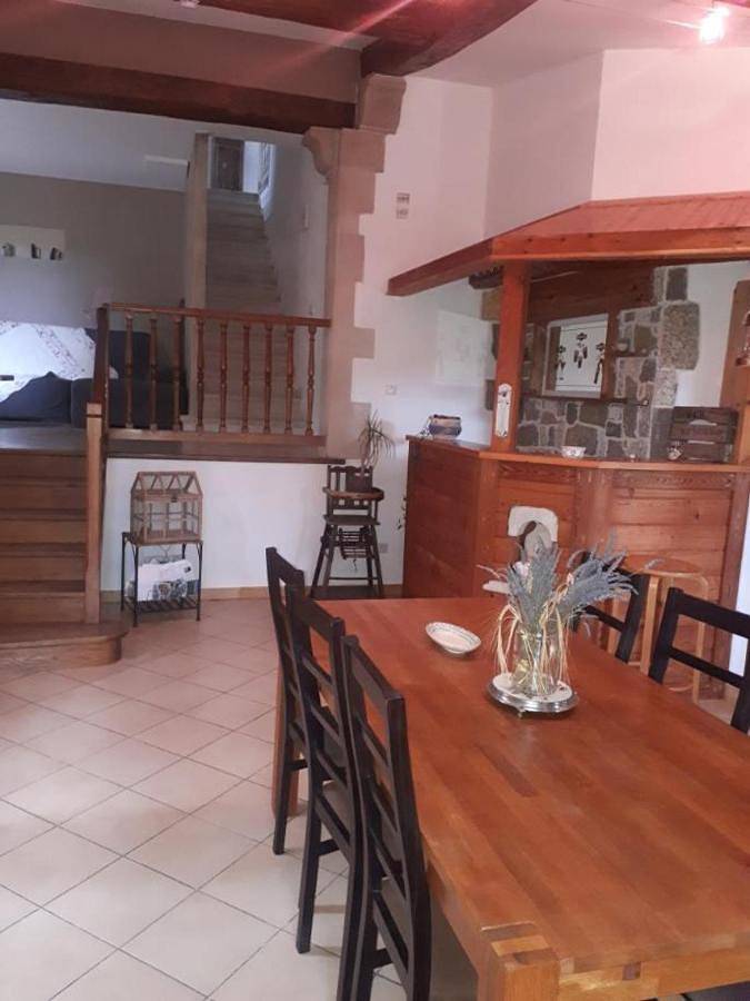 Location de vacances pour 8 personnes, avec Balcon et Terrasse ainsi que Jardin et Vue à Roumoules - 3