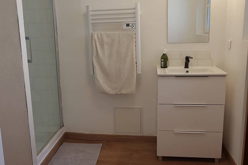 Appartement entier, Gîte 2 personnes en Cévennes, à Valleraugue in Val-d'Aigoual, Parc national des Cévennes