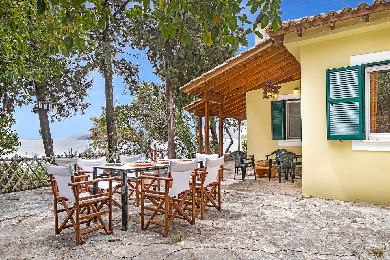 Feriehus for 6 personer med hage in Perigiali, Hellas