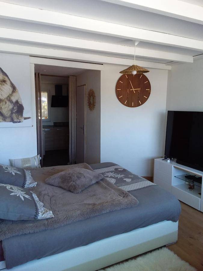 Gîte pour 2 personnes, avec vue à Laye (homonymie) - 2