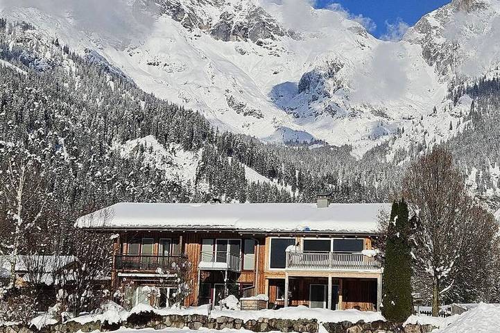 Chalet voor 5 personen, met tuin en balkon in Maria Alm