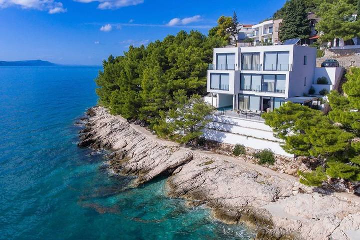 Smještaj za odmor za 14 osoba, s Balkon i Bazen u Drvenik