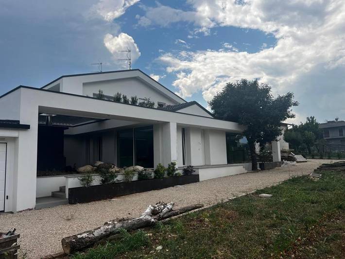 Gîte pour 5 personnes, avec Terrasse ainsi que Jardin et Sauna à Zugliano