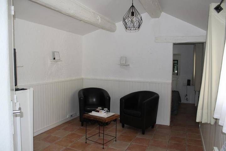 Chambre d’hôte pour 2 personnes, avec jardin et piscine à Rognes - 4