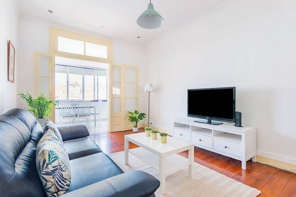 Holiday apartment in Lisbon from £204 per night