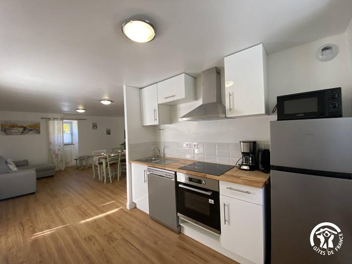 Gîte pour 4 personnes, avec terrasse dans Porta - 3