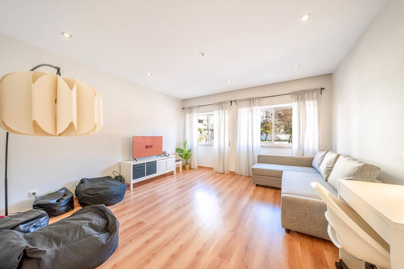 Apartamento inteiro, Guestready - Retiro em Almada in Almada, Halbinsel von Setúbal