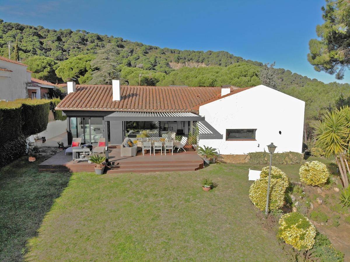 Five-Bedroom House in Argentona, Costa del Maresme