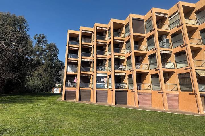 Entire apartment, Studio with ocean and mountain views 🌊 - walking distance to the beach and shops - Santa Lucia de Moriani in Santa-Lucia-di-Moriani, Corte region