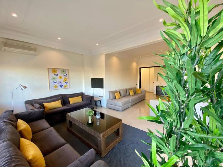 Appartement de vacances pour 8 personnes, avec vue ainsi que jardin et piscine - 1