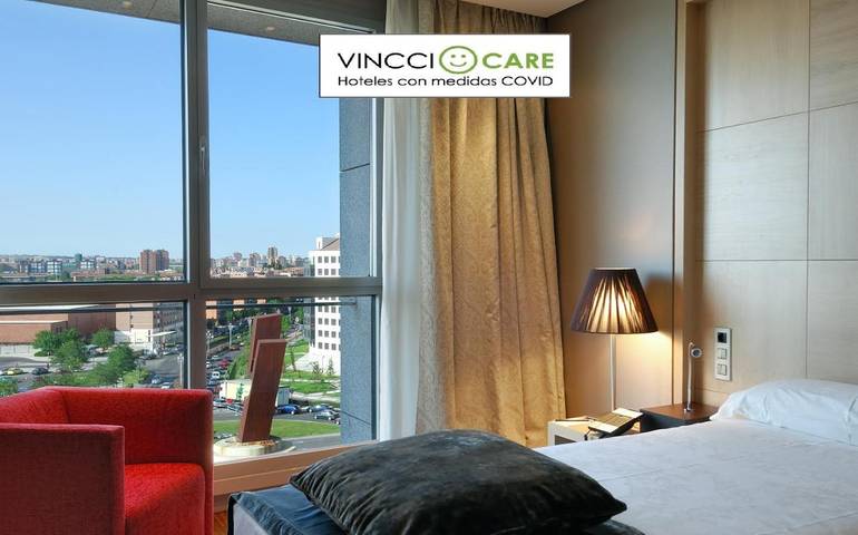 Hotel para 2 personas, con terraza además de vistas y piscina en Valladolid