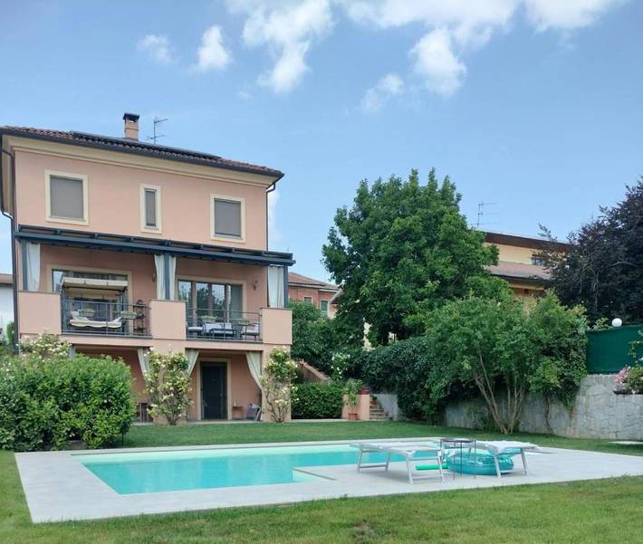 Gîte pour 4 personnes, avec piscine ainsi que vue et jardin à Acqui Terme - 3
