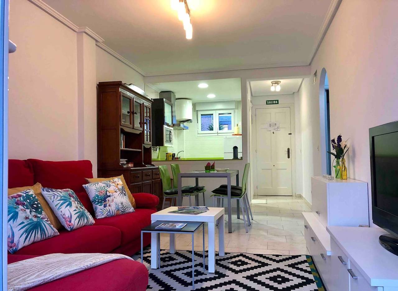 Apartamento entero, Apartamento Encantador Santoña 1 m² Balcón in Santoña, Costa de Cantabria