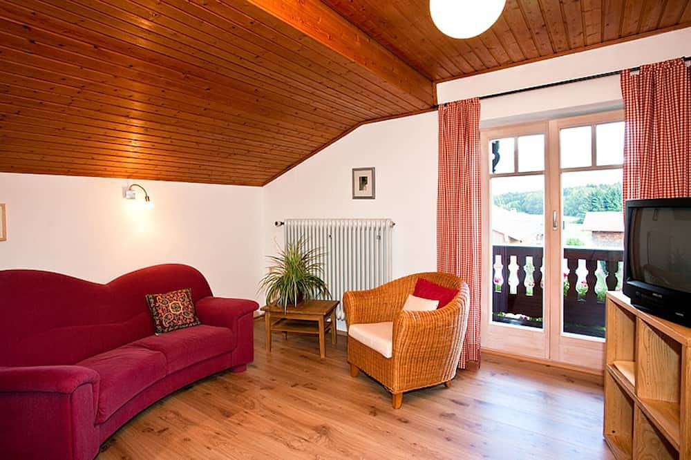 Ganze Wohnung, Ferienwohnung für 4 Personen mit Balkon, 2 Schlafzimmer, 70 m² in Inzell, Bayerische Alpen
