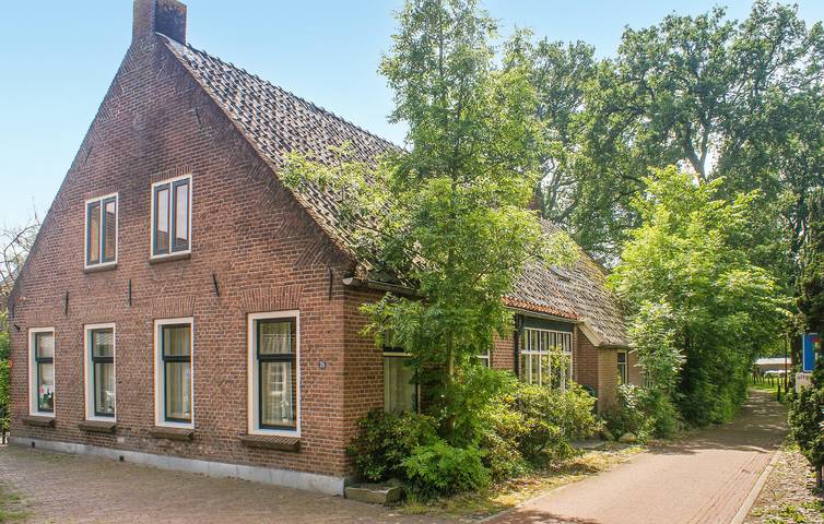 Vakantiehuis voor 10 personen, met terras en tuin, met huisdier - 1