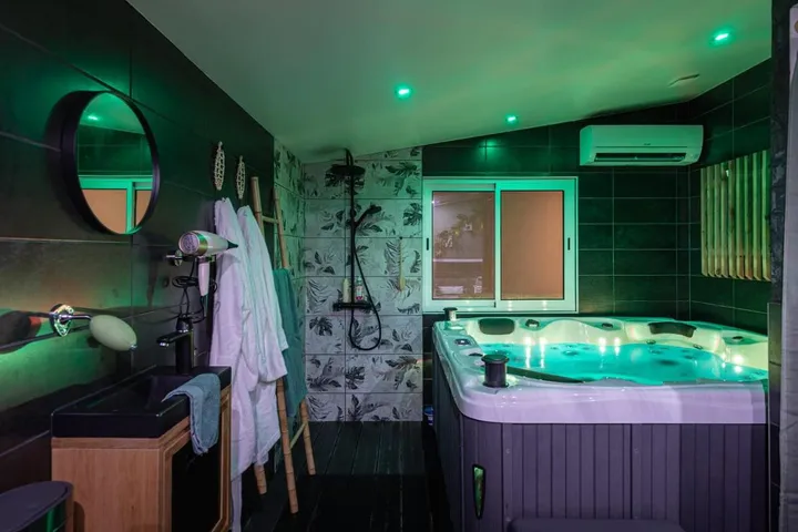 Appartement de vacances pour 2 personnes, avec jacuzzi et terrasse - 1